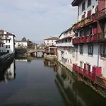 Panzió Goxoki Avec Piscine Jean Pied De Port 4*