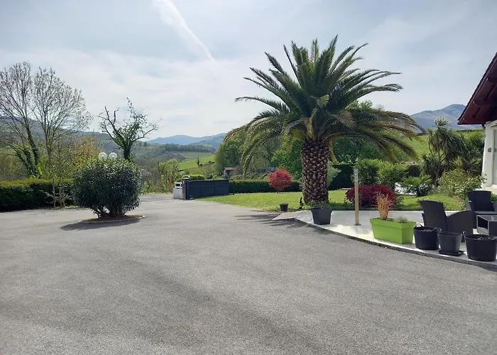 Goxoki Avec Piscine Jean Pied De Port